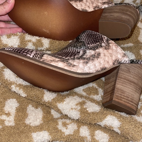 Open back booties - Picture 2 of 4